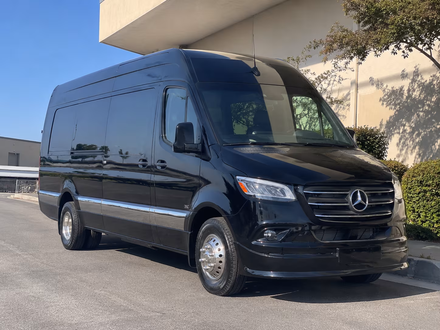 bus rental options for loveland trips
