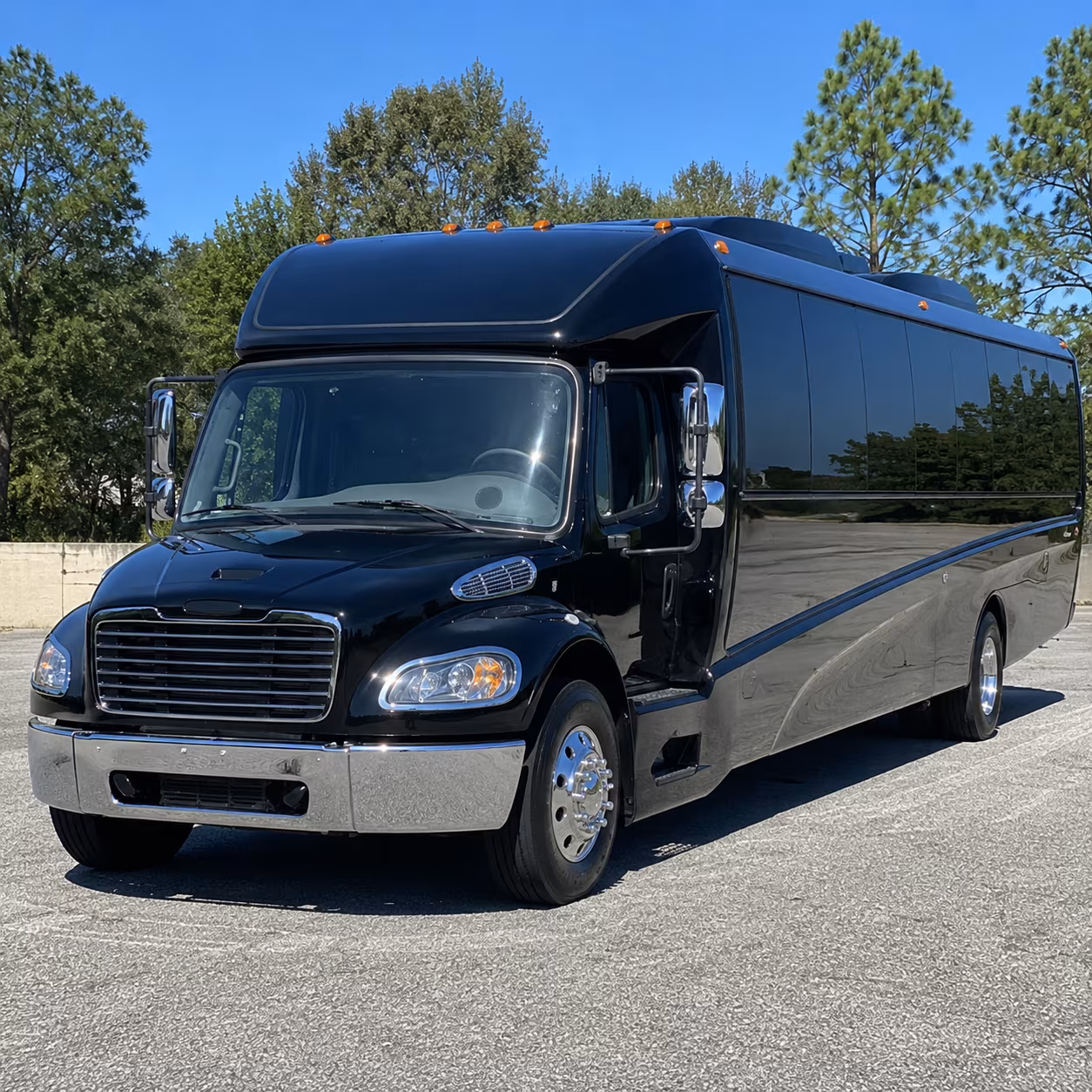 loveland 25 passenger minibus
