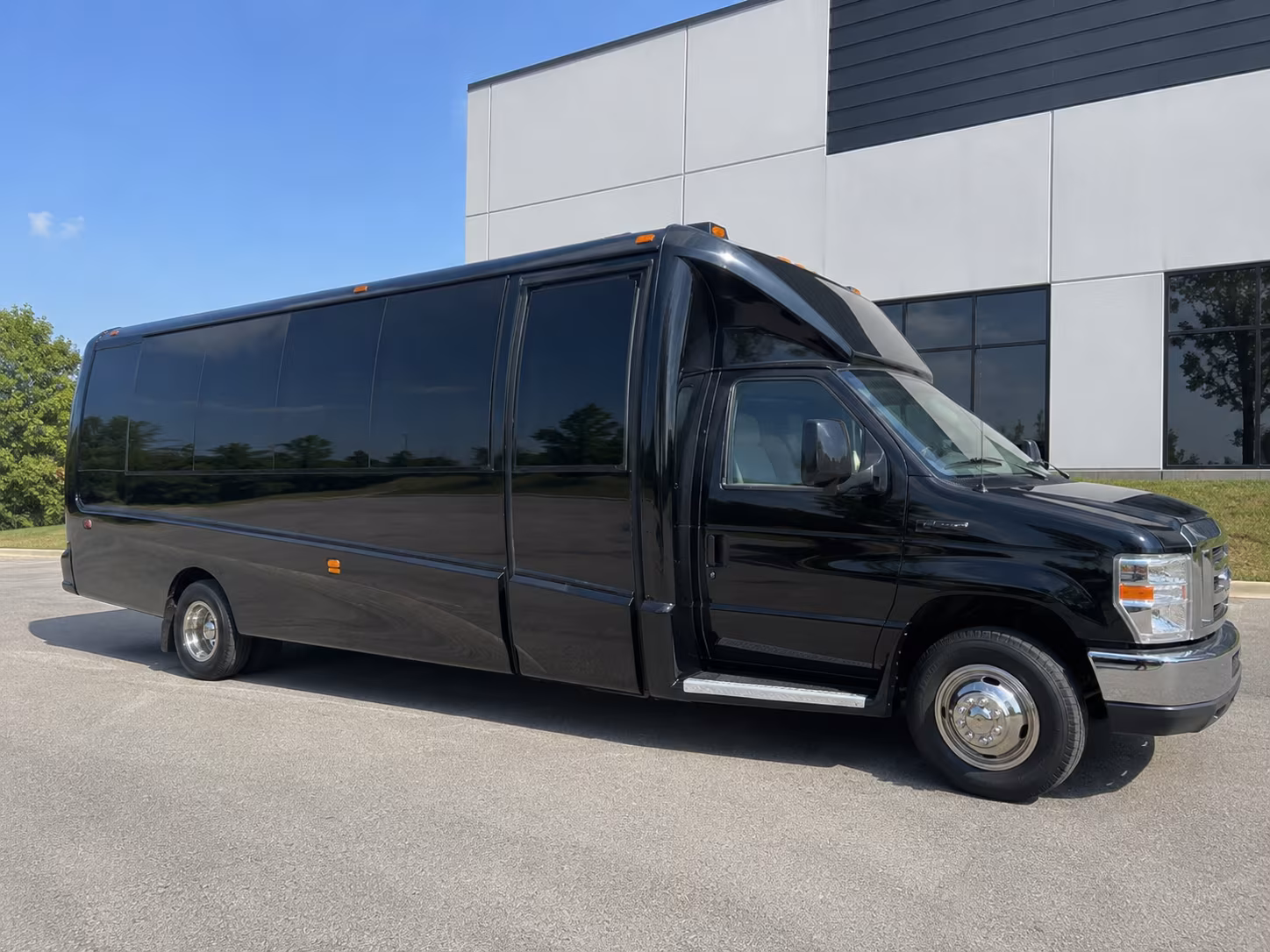 loveland wine tour party bus rental